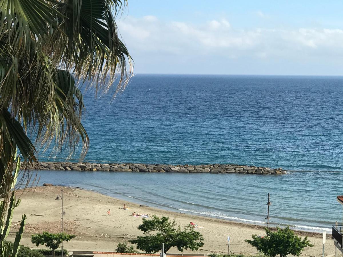 Terramata Resort Case Vacanza 산토스테파노알마레 외부 사진