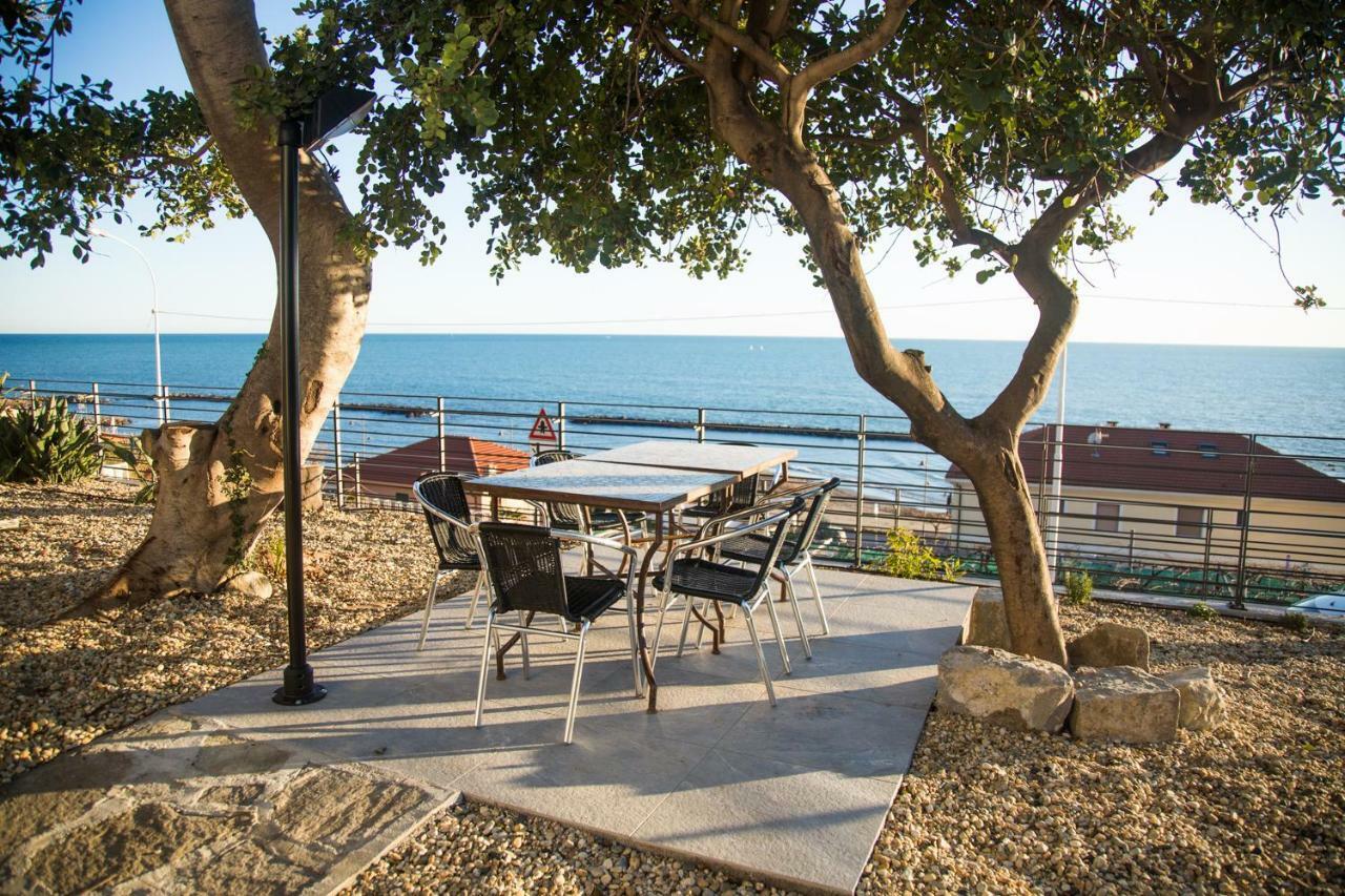 Terramata Resort Case Vacanza 산토스테파노알마레 외부 사진